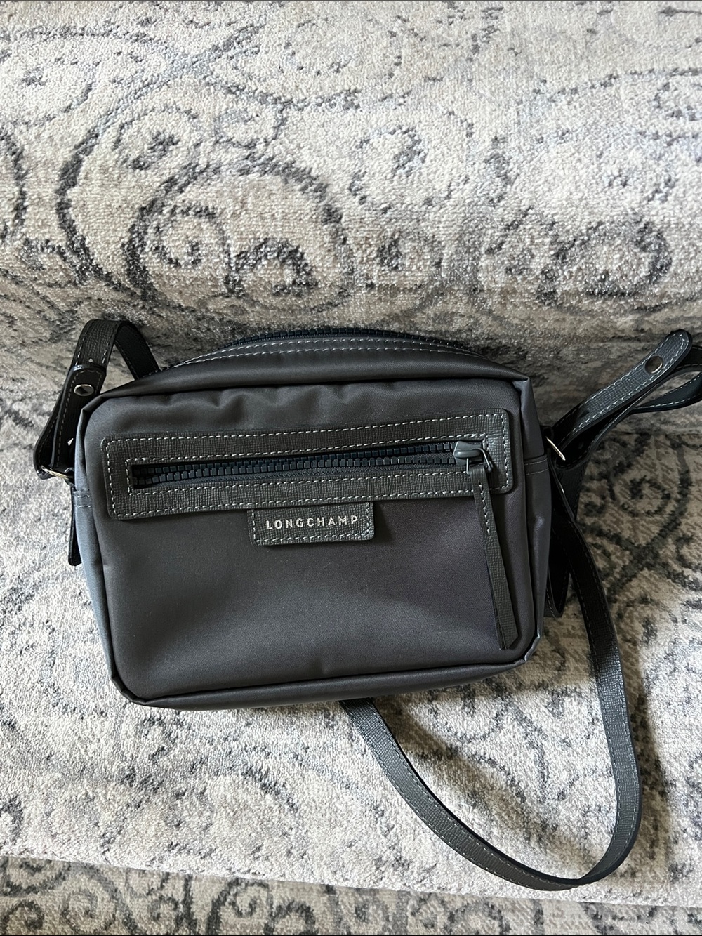Longchamp Le Pliage Neo Camera Crossbody Bag